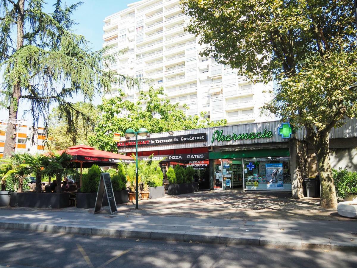 Le Celestay Villeurbanne Dış mekan fotoğraf